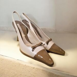 Via Spiga Made In Italy Elegant Women's Two-Tone Slingback Pumps with Bow